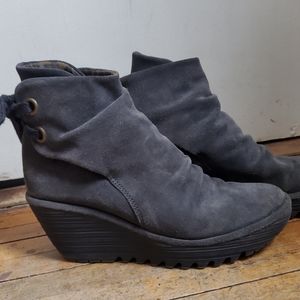 Fly London Like New!! Lace up booties